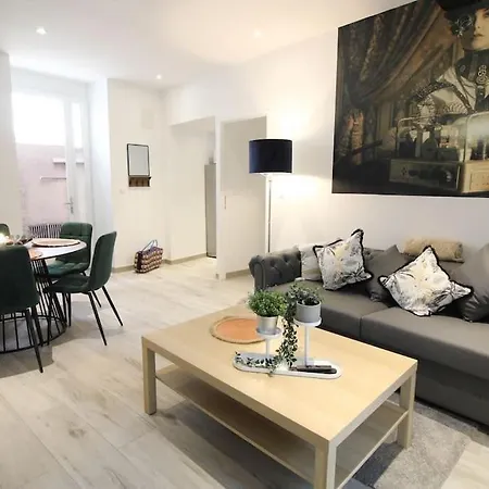 Apartamento L'Etoile : Beau T3 Renove /Wifi Angulema Exterior foto