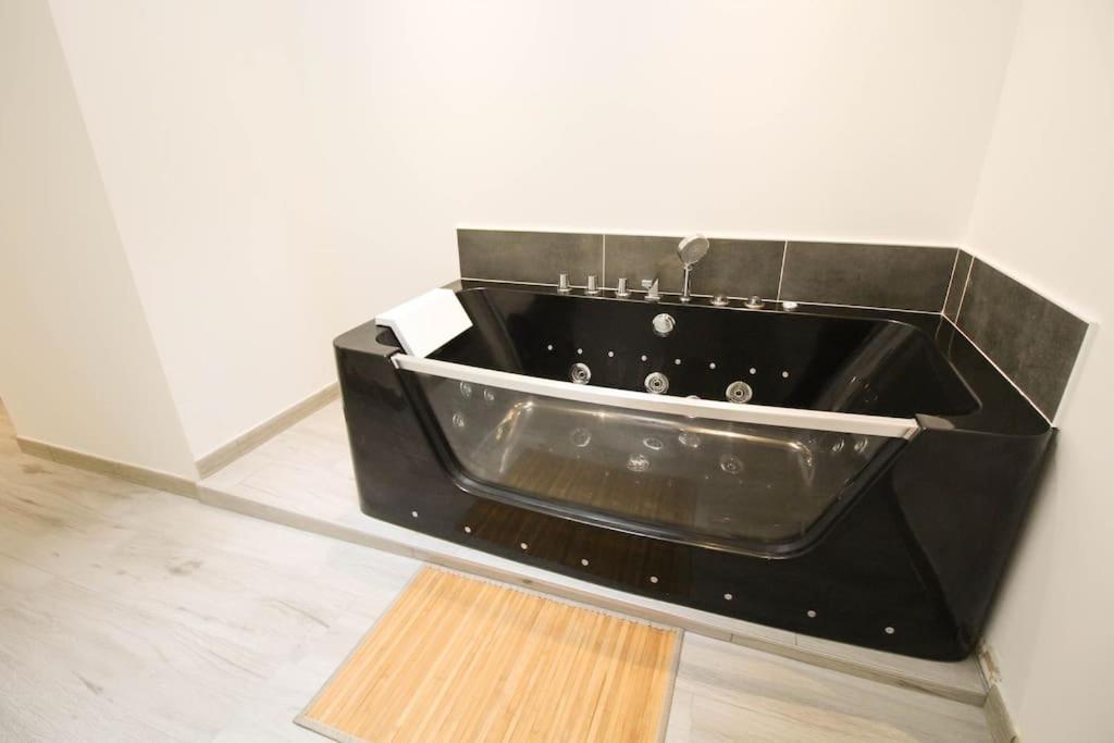 Apartment L'etoile : Beau T3 Renove /wifi *